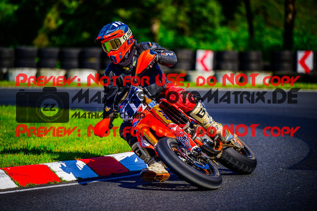 MaZZes_FotoMatrix_240511_6021986_7074 | S4