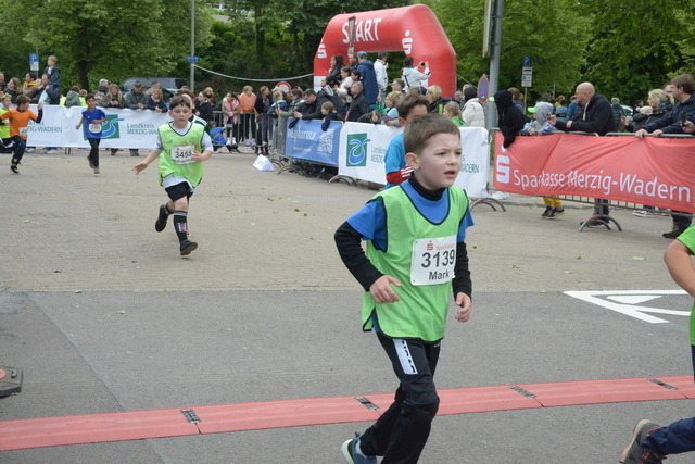 10-47-51_ | Meisterchip Fotoshop - Realisiert mit Pictrs.com