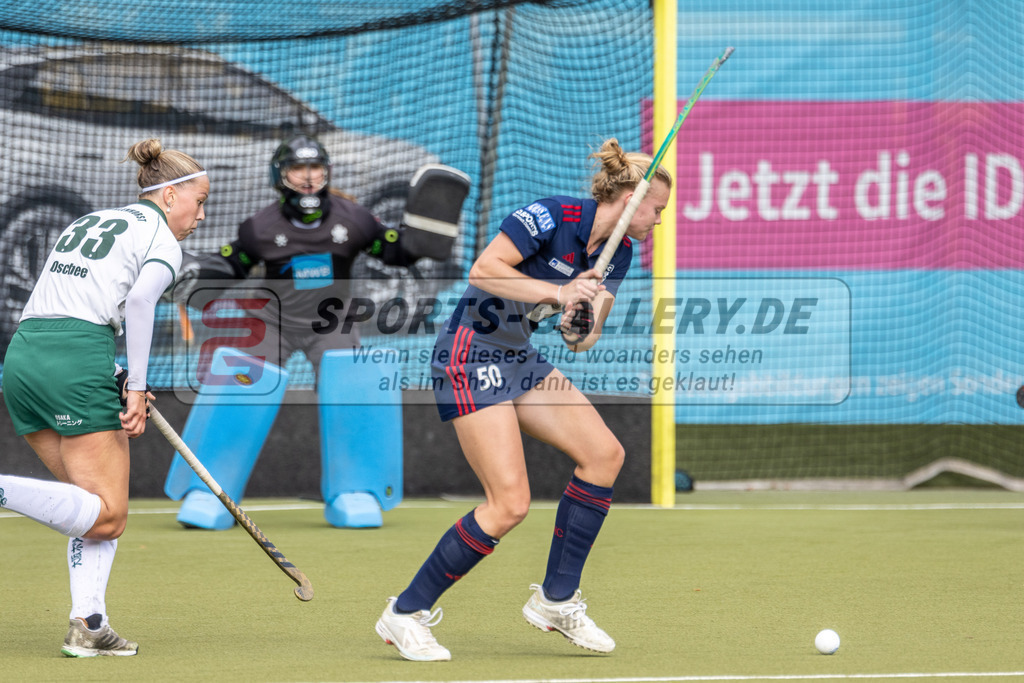 MJ_30.09.2023_F_UHTC-DHC-41 | Lilly Stoffelsma (Düsseldorfer HC #50), Uhlenhorst Mülheim - Düsseldorfer HC am 30.9.2023 im Waldstadion, Mülheim a. d. Ruhr