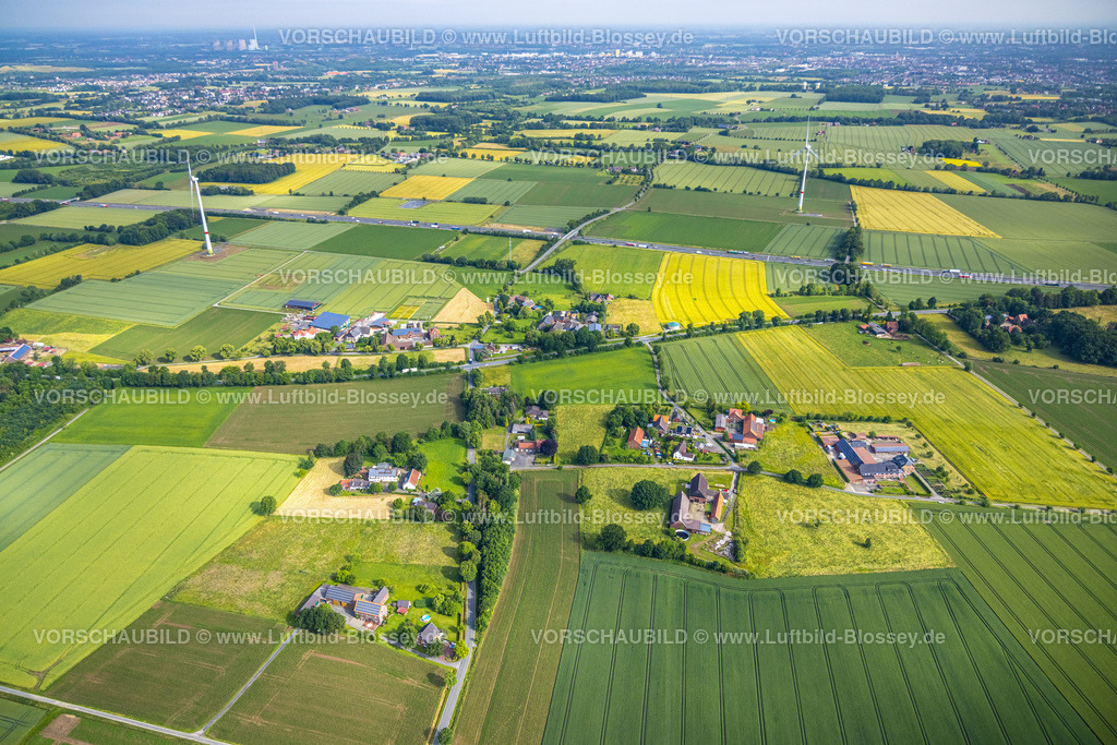 Hamm220602023 | Luftbild, Ortsteil Freiske, Wiesen und Felder mit Windrad an der Autobahn A2, Rhynern, Hamm, Ruhrgebiet, Nordrhein-Westfalen, Deutschland