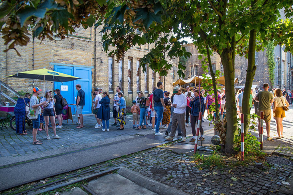 Leipzig Coffee Festival - Pittler Werke | Entdecke über 20 Kategorien Leipzig-Motive: Foto-Downloads, hochwertige Poster, Leinwand- & Fine-Art-Prints. Jetzt Lieblingsfoto im Bildlexikon Leipzig Shop bestellen!