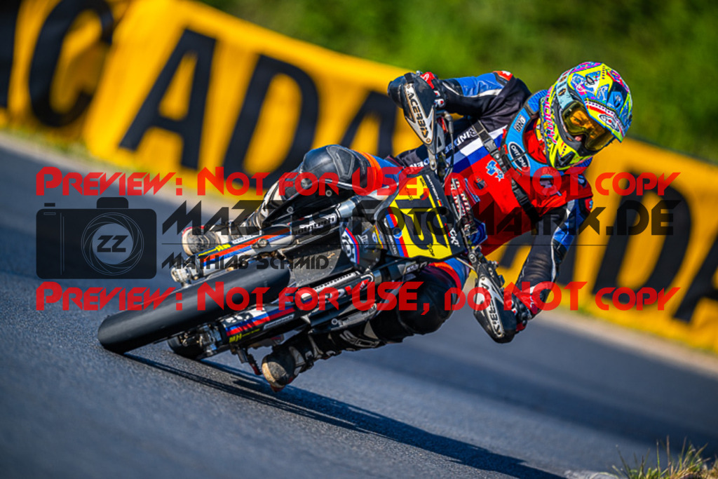 MaZZes_FotoMatrix_220528_4144 | Fotograf Mathias Schmid
Sportfotograf,
Eventfotograf,
Hochzeitsfotograf,
Portraitfotograf