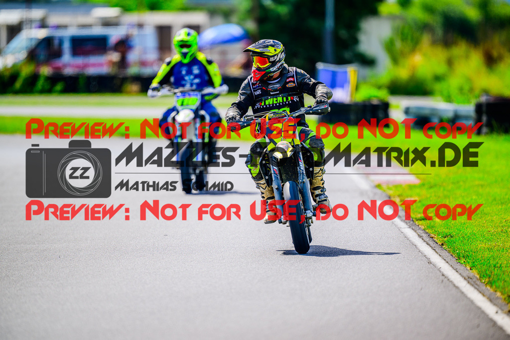 MaZZes_FotoMatrix_240714_6007705_8758 | S2