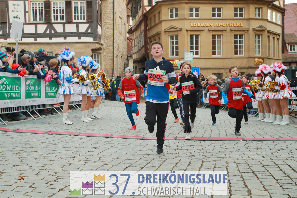 AOK JuniorCup 400m | 3Koenigslauf 2023 - Realisiert mit Pictrs.com