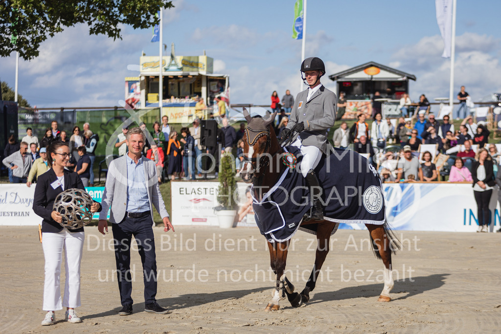 230730_BHO_GrosserPreis-625 | Deine schönsten Turniermomente als professionelle Fotos! Entdecke hochwertige Pferdesport-Fotografie im Online-Shop. Jetzt Fotos finden & bestellen!