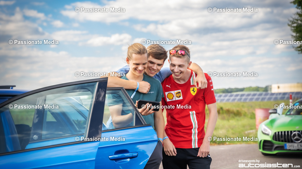 DSC00212 | Passionate Media, dein Fotograf aus Brandenburg, Märkisch Oderland, im Bereich Motorsport, Autos und Motorräder sowie Events und auch Hunde. Shootings oder auch Eventbegleitungen können bei mir gebucht we