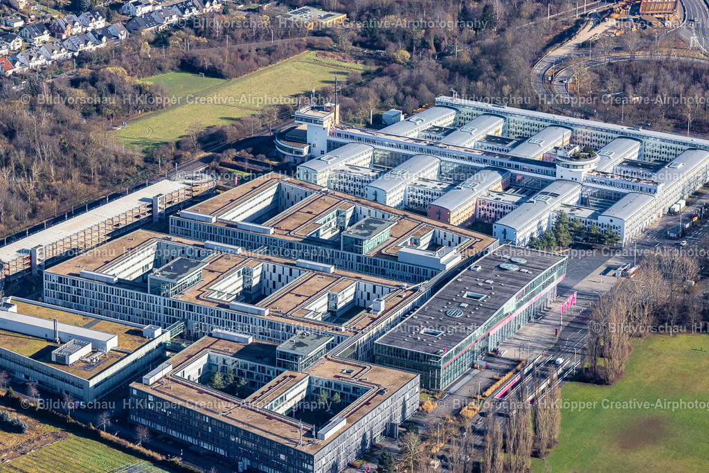 Luftbilder Bonn-6950 | Unternehmen- Verwaltungsgebäude Deutsche Telekom im Ortsteil Beuel in Bonn - Realisiert mit Pictrs.com