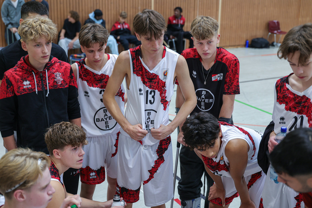 JBBL BAYER GIANTS vs Young Lions Wuppertal-8 | Fotos von Basketballspielen aus dem Raum NRW fotografiert von Gero Mueller-Laschet und Daniel Schaefer - Realisiert mit Pictrs.com