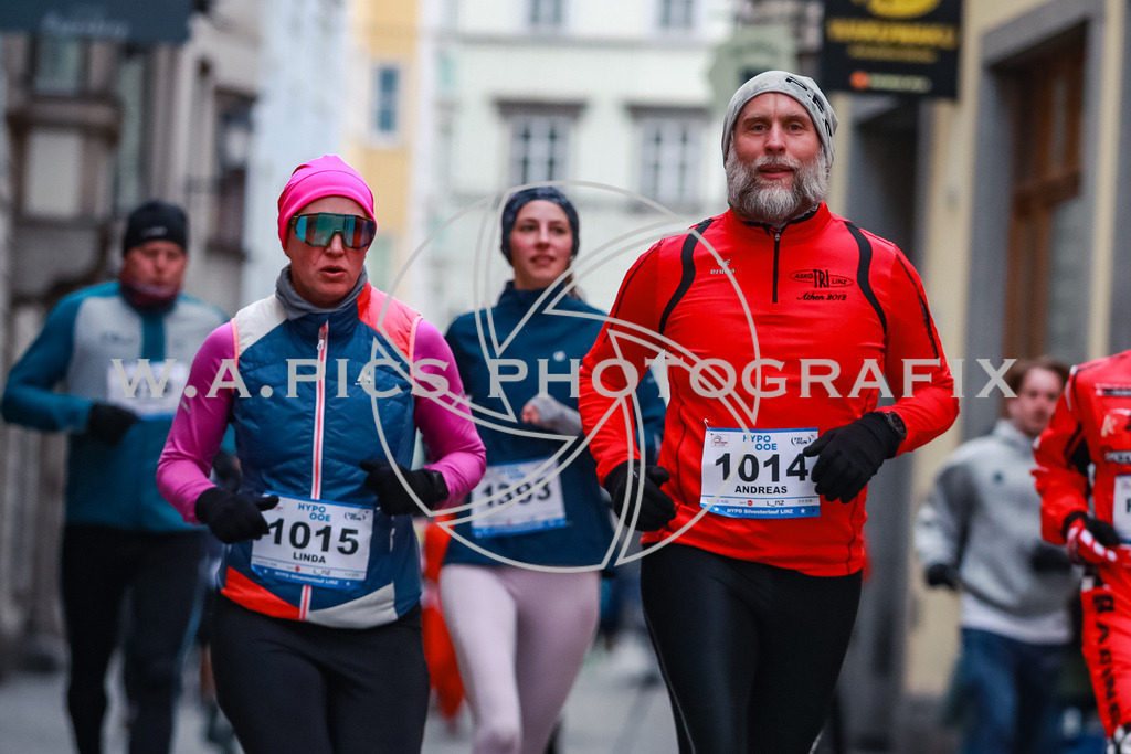 SILVESTERLAUF LINZ 25 | Linz, AUSTRIA, 31. Dezember 25, TRIRUN SILVESTERLAUF LINZ 25 , Image shows: 
Photo: WAPICS / BINDER Manuel