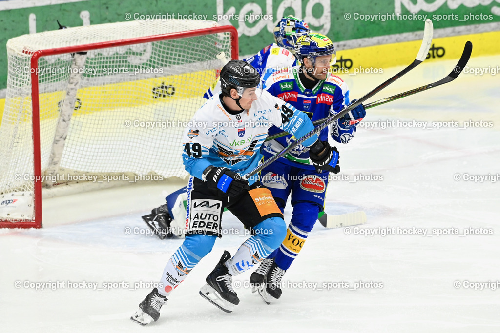 EC IDM WÄRMEPUMPEN VSV vs. Steinbach Black Wings Linz | #49 Graham Knott Black Wings Linz, #42 Alex Wall EC VSV, #35 Joe Cannata EC VSV, EC IDM WÄRMEPUMPEN VSV vs. Steinbach Black Wings Linz, EC IDM WÄRMEPUMPEN VSV vs. Steinbach Black Wings Linz am 04.03.2026 in Villach (Stadthalle Villach), Austria, (Photo by Bernd Stefan)