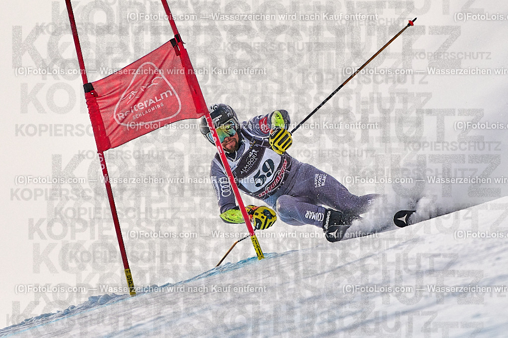 _ALP1310_MASTERS-WM_Reiteralm_A-GS_Hölzl Norbert | FISWORLD CHAMPIONSHIPSMASTERS ALPINE SKIING, 23. – 28. MÄRZ 2026 - REITERALM | STMK | AUT.   Veranstaltet vom Masters-Referat des Deutschen Skiverbandes (DSV). Durchführende Organisation: WSV Pichl-Reiteralm, unterstütutzt von den Bergbahnen REITERALM bei Schladming und SKI AUSTRIA.                            Disziplinen:  Super-G, GiantSlalom, Slalom.                                                 Kategorien:  A (Herrn 30-59 Jahre), B (Herrn ab 60 Jahre), C (Damen 30-59 Jahre), D (Damen ab 60 Jahre).                Rennstrecken:   Gasselhöhe und Muldenliftpiste auf der Reiteralm.