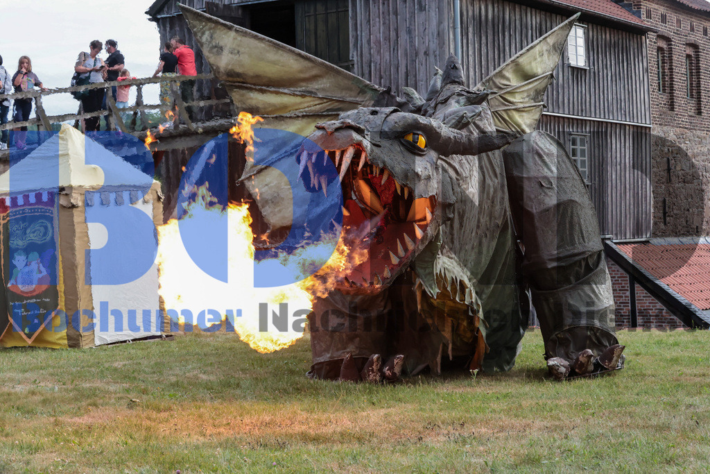 SES_MKRLHE20250705-66 | bond - Realisiert mit Pictrs.com