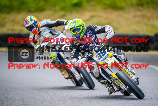 MaZZes_FotoMatrix_220528_9555 | Fotograf Mathias Schmid
Sportfotograf,
Eventfotograf,
Hochzeitsfotograf,
Portraitfotograf