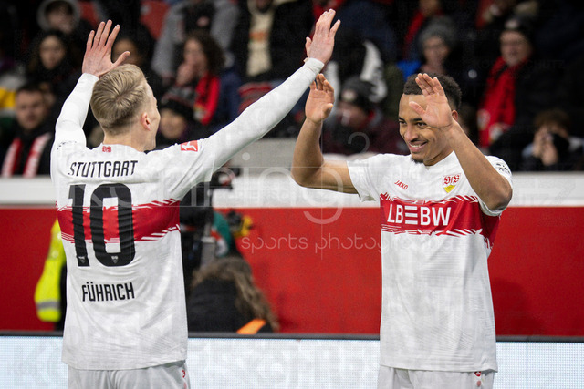 German Bundesliga, Bayer 04 Leverkusen vs. VfB Stuttgart, 10.01.2026 | LEVERKUSEN, GERMANY - JANUARY 10:  0:1 scored by Jamie Leweling (VfB Stuttgart, 18), celebrating with Chris Führich (Fuhrich, Fuehrich / VfB Stuttgart, 10) during the German Bundesliga match on gameday 16 between Bayer 04 Leverkusen vs. VfB Stuttgart at BayArena on January 10, 2026 in Leverkusen, Germany. DFL REGULATIONS PROHIBIT ANY USE OF PHOTOGRAPHS AS IMAGE SEQUENCES AND/OR QUASI-VIDEO.