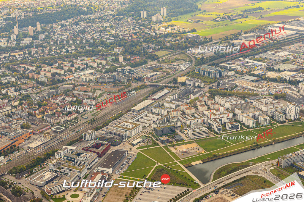 Luftaufnahme von Böblingen Vs Google Maps- Die Luftaufnahme wurde 2025 vom UL-Flugzeug heraus erstellt ( keine Drohne ) - Hochauflösende Luftaufnahme - für professionelle Ausdrucke geeignet. Die Geschenkidee !Mit Lizenz und Bildrechte bestellbar