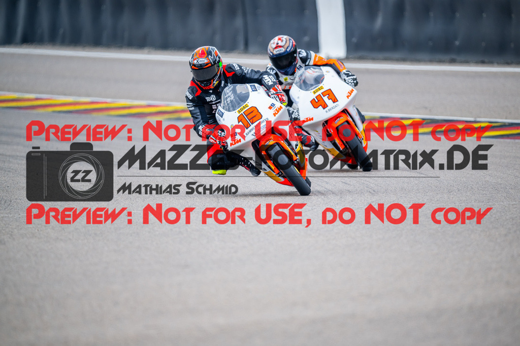 MaZZes_FotoMatrix_240504_6007705_3947 | KTM