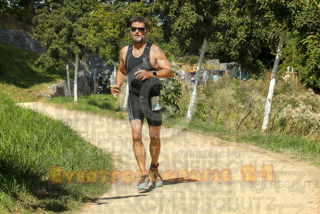 250824_1230_EX1_9591 | Sportfotografie im Rhein-Sieg Kreis, Köln, Bonn, NRW, Rheinland Pfalz, Hessen, etc. Unser Tätigkeitsfeld umfasst den Laufsport vom Volkslauf über den Marathon, Duathlon, Triathon bis zum Ultralauf wie Kölnpfad Ultra oder Schindertrail.