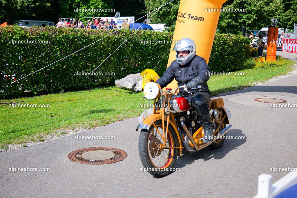 P1025935 | Erleben Sie atemberaubende, hochqualitative Fotos Ihrer Fahrt entlang der malerischen Alpenstraßen. Besuchen Sie alpineshots.com, um professionelle Aufnahmen Ihrer unvergesslichen Reise zu finden und zu kaufen - Realisiert mit Pictrs.com