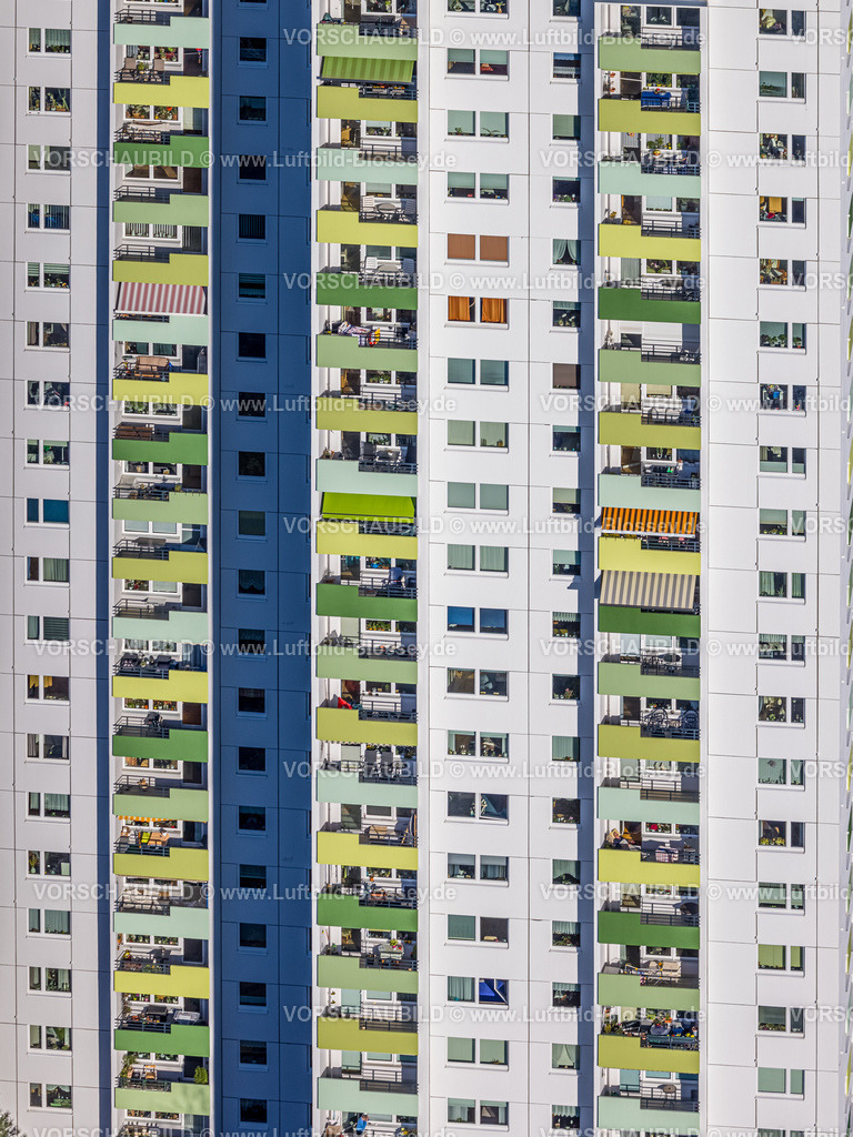 Hagen250303186-2 | Luftbild, Hochhaus Wohnsiedlung Pappelstraße mit farbigen Balkonen, Formen und Farben, Boele, Hagen, Ruhrgebiet, Nordrhein-Westfalen, Deutschland