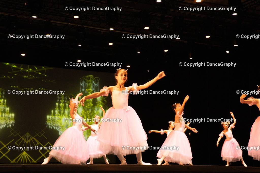 GPHY4694 | DanceGraphy - Realisiert mit Pictrs.com