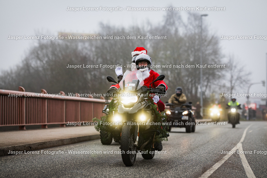 X-Mas Ride I Kiel I 2025 | Jasper Lorenz Fotografie - Realisiert mit Pictrs.com