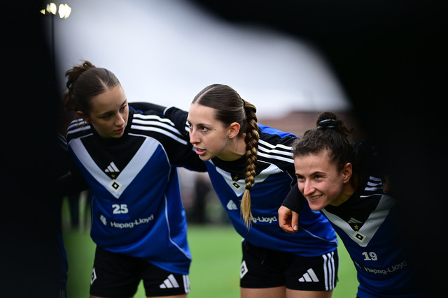 Fußball I Frauen I Saison 2025-2026 I Regionalliga Nord I 10. Spieltag I FC St. Pauli - Hamburger SV U20 I 14178 | Der Sportfotograf. - Realisiert mit Pictrs.com