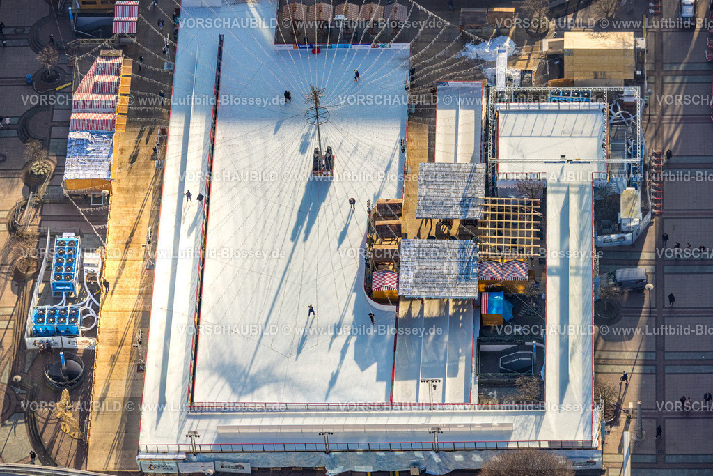 Essen260100930 | Luftbild, Eisbahn auf dem Kennedyplatz, größte Eisbahn in NRW, Wintertraum, Stadtkern, Essen, Ruhrgebiet, Nordrhein-Westfalen, Deutschland