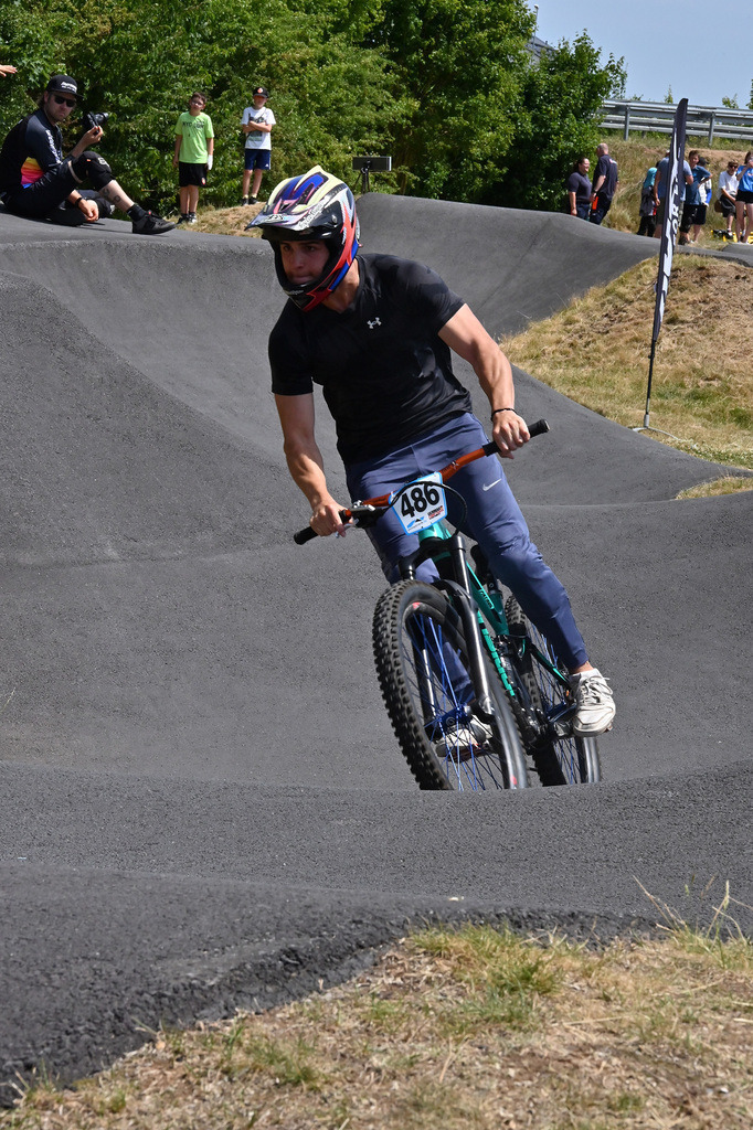 DSC_6903-cam-florian | German Pumptrack Series - Realisiert mit Pictrs.com