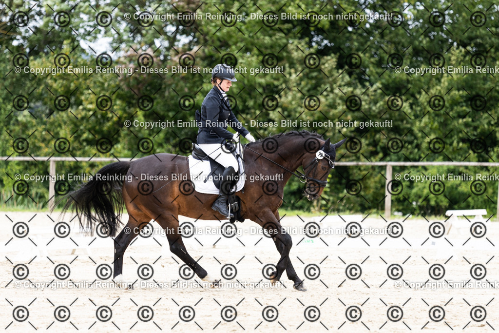 CL5A3295 | Emilia Reinking Fotografie - Realisiert mit Pictrs.com