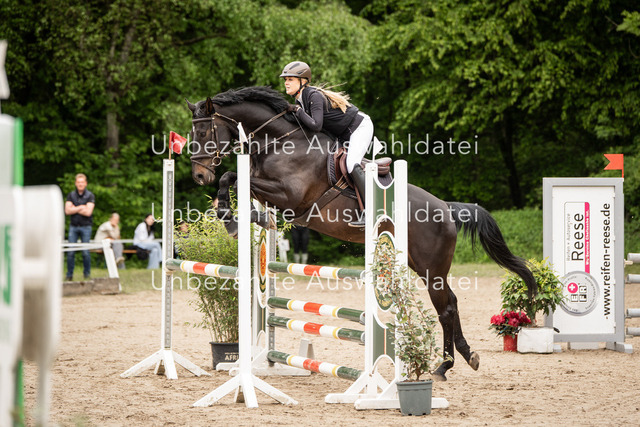 Bad_Meinberg_00070 | saradresslerfotografie - Realisiert mit Pictrs.com