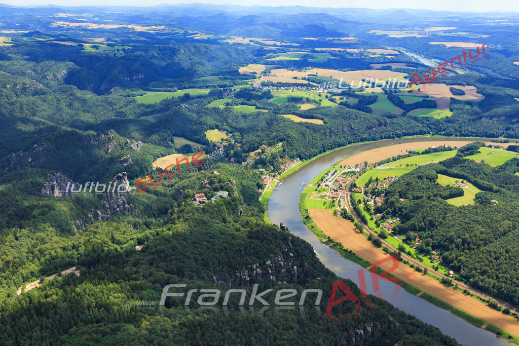 Luftbild von Bastei Lohmen - Luftaufnahme wurde 2016 von https://frankenair.de mittels Flugzeug (keine Drohne) erstellt - die Geschenkidee