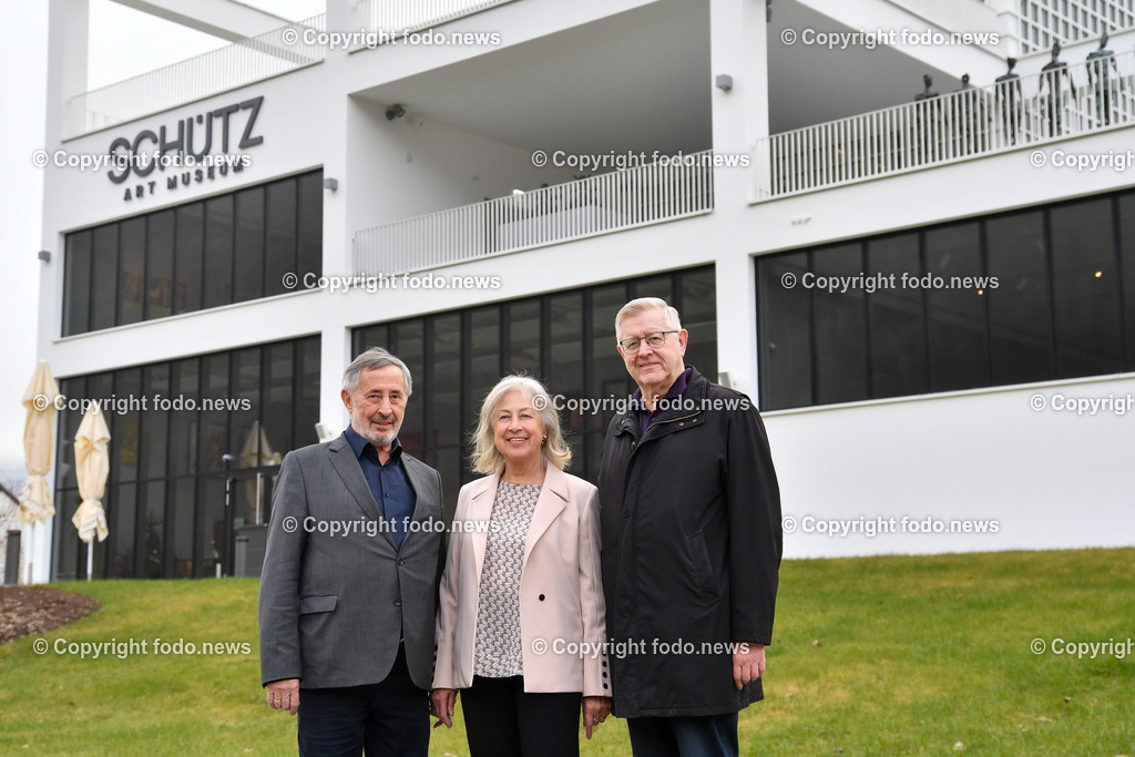 Josef Schütz_ Museum Schütz Engelhartszell_ 15.02.2023-4 | 15.02.2023, Engelhartszell, AUT, Artmuseum Schütz, im Bild Josef Schütz (Art Museum Schütz), Irene Schütz, Friedrich Bernhofer (Bgm. a. D. Engelhartszell)