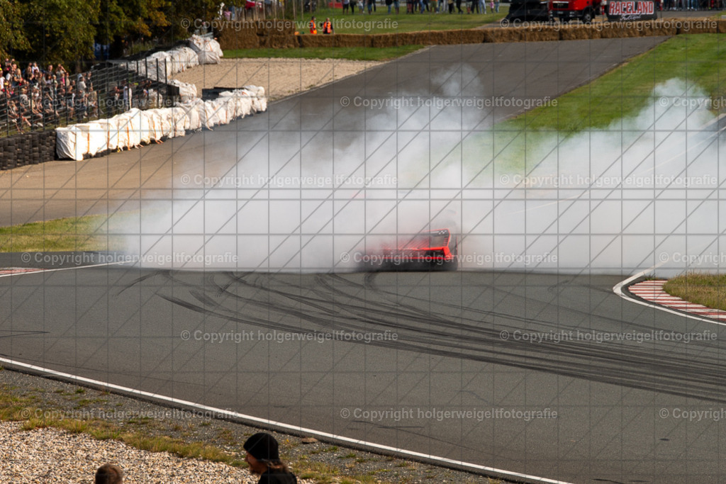20250906160503D75_6549 | Bitte beachten!!!
Alle Fotos dieser Galerie sind nur grundbearbeitet. Im Falle eines Verkaufs, werde ich die Fotots noch mit dem nötigen Feinschliff versehen. - Realisiert mit Pictrs.com