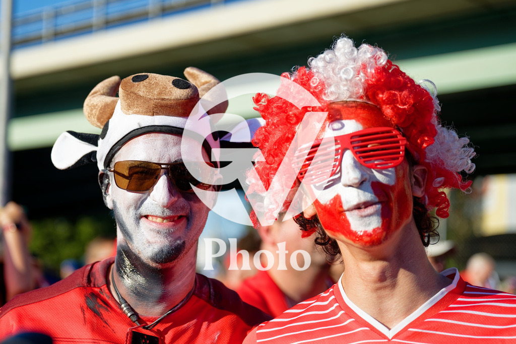 Finland v Switzerland: UEFA Women's EURO 2025 Group A | GENEVA, SWITZERLAND - JULY 10: Fans of Switzerland during the UEFA Women's EURO 2025 Group A match between Finland and Switzerland at Stade de Geneve on July 10, 2025 in Geneva, Switzerland. (Photo by Giuseppe Velletri/Sports Press Photo/Getty Images)
