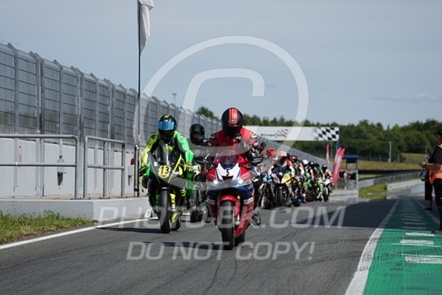 2024_07_07_PBK_41937 | Sportfotografie; SlowMotion; Video; Rennstrecke; Hafeneger; Speer; Racing; RSE; BMW; CBO; Trackday; Motorsportarena; Hockenheimring; Brno; Most; Barcelona; Valencia