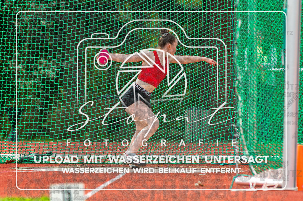 KMHK-1053 | Liv Russmann (TV Jahn Schneverdingen (NI)) bei den Kreismeisterschaften Leichtathletik-Wurf Heidekreis 2026 im Boehmewaldstadion, Soltau (Simon Paul Stopat) - Realisiert mit Pictrs.com