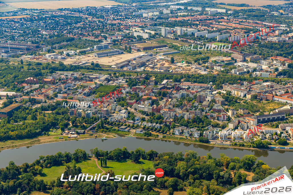 Luftbild Vs Google Maps  Altstadt  Magdeburg -Das Luftbild wurde 2025 vom UL-Flugzeug heraus erstellt ( keine Drohnenluftbilder ) - Hochauflösende Luftaufnahme -Nicht vergleichbar mit Google Maps oder Satelittenbilder- Die Geschenkidee !Mit Lizenz und Bildrechte bestellbar