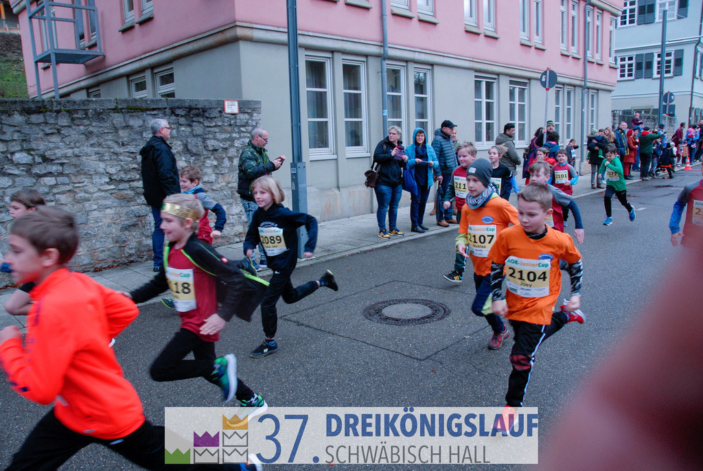 AOK JuniorCup 400m | 3Koenigslauf 2023 - Realisiert mit Pictrs.com