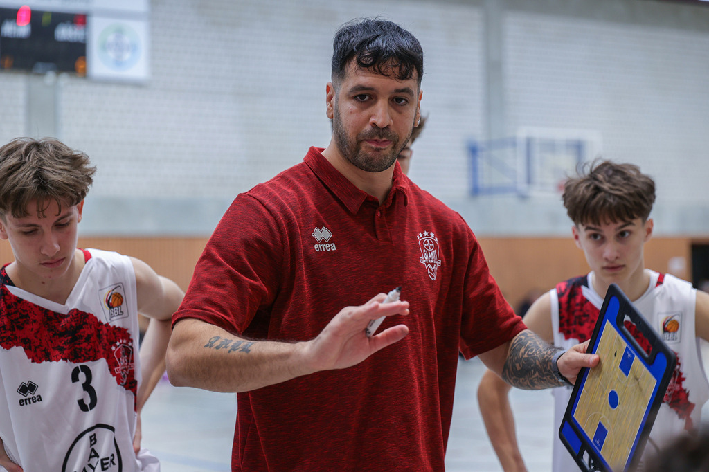 JBBL BAYER GIANTS vs Young Lions Wuppertal-48 | Fotos von Basketballspielen aus dem Raum NRW fotografiert von Gero Mueller-Laschet und Daniel Schaefer - Realisiert mit Pictrs.com