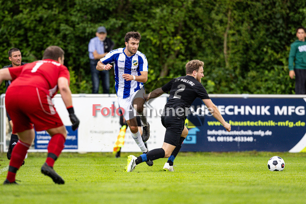 SV Polling gegen SV Planegg-Krailing | Fußball Herren Bezirksliga Oberbayern Süd 2025/26 1. Spieltag, SV Polling gegen SV Planegg-Krailing, 20250727,Stefan MIKEREVIC (SV Planegg-Krailing 28) in Aktion, Pass zum Torschuß, 2025-07-27 in Polling (Sportplatz Polling), Stefan MIKEREVIC (SV Planegg-Krailing 28), Copyright: WolfgangxLindner www.foto-lindner.de