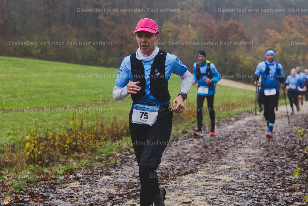 cineathletes-huegelland-2025-11-09-10-21-02 | Sportfotografie rund um Obstacle Course Racing und Trail Run - Realisiert mit Pictrs.com