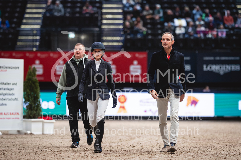 240119_Leipzig_PonyTrophy-536 | Deine schönsten Turniermomente als professionelle Fotos! Entdecke hochwertige Pferdesport-Fotografie im Online-Shop. Jetzt Fotos finden & bestellen!