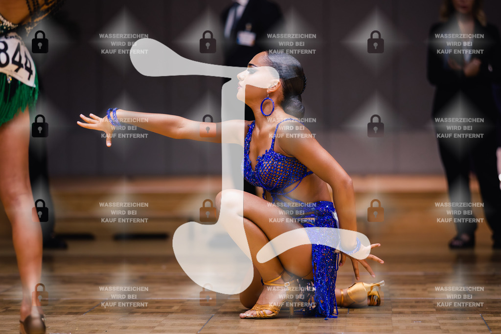 GOC 2025 - WDSF Solo Junior II Latin Female - 2025-08-21-8587 | Webshop for digital downloads and prints of dance sport, event & show photographer Julian Link - Realisiert mit Pictrs.com