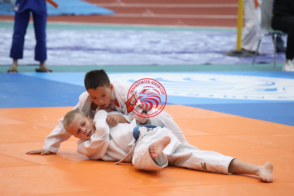 1J7A2339 | Fotos vom Adler Cup - Pictures from Adler Cup

Hier findet Ihr alle Eindrücke und großen Momente der Adler Cup Wochenenden. Here you will find all impressions and great moments of the Adler Cup weekends. - Realisiert mit Pictrs.com