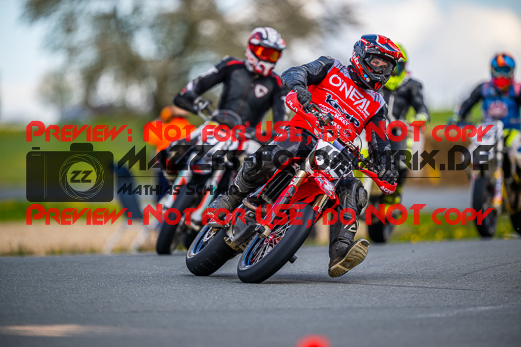 MaZZes_FotoMatrix_230506_2-589 | S4