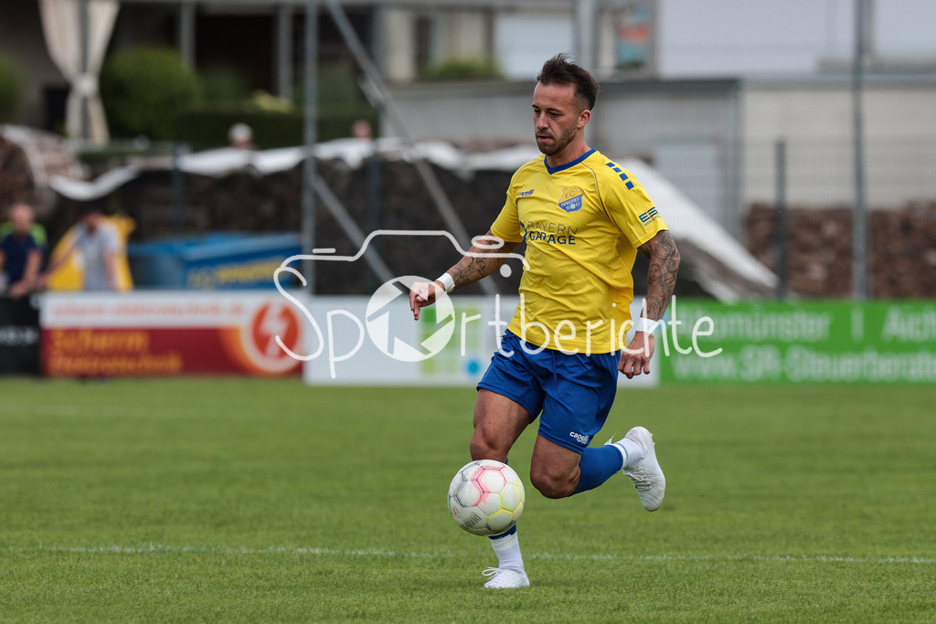 FC Pipinsried - SSV Jahn Regensburg II | Angelo MAYER (FCP)