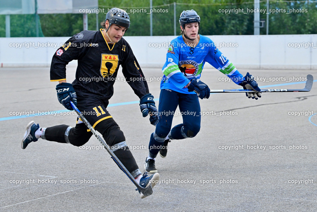 ASKÖ Hockey Villach vs. VAS Ballhockey  | #11 Potocnik Luca VAS Villach, #10 RASPOTNIG Julian ASKÖ Villach Hockey, ASKÖ Hockey Villach vs. VAS Ballhockey , ASKÖ Hockey Villach vs. VAS Ballhockey  am 06.07.2025 in Villach (Alpen Arena ), Austria, (Photo by Bernd Stefan)