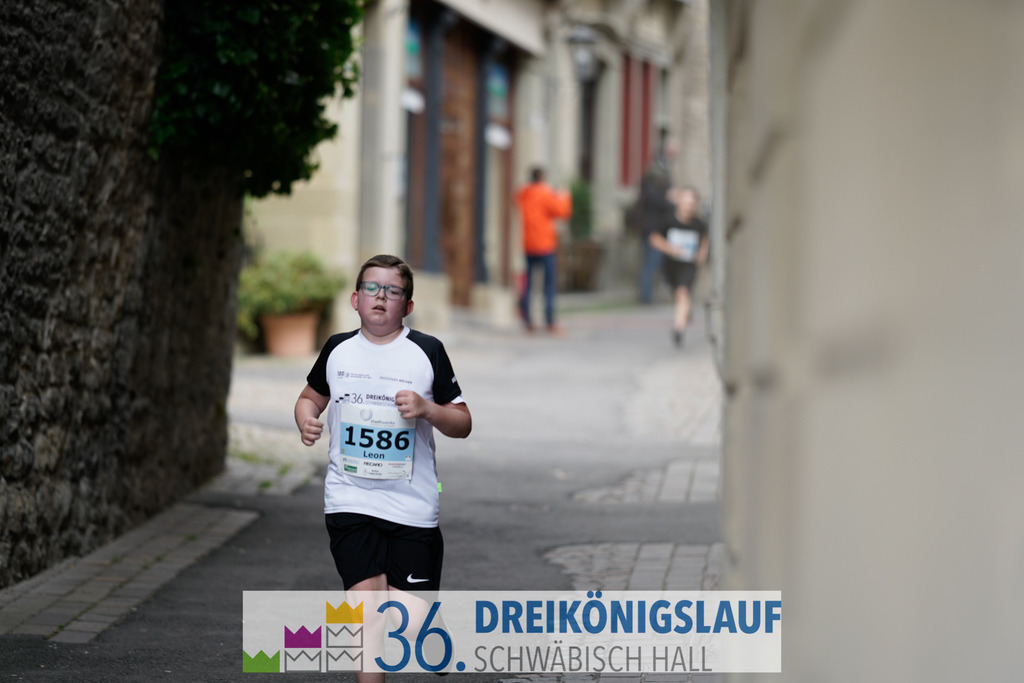 Stadtwerke Schüler und Jugendlauf 1,7km | 3koenigslauf 2022 Stadtwerke Schüler und Jugenlauf 1,7km - Realisiert mit Pictrs.com