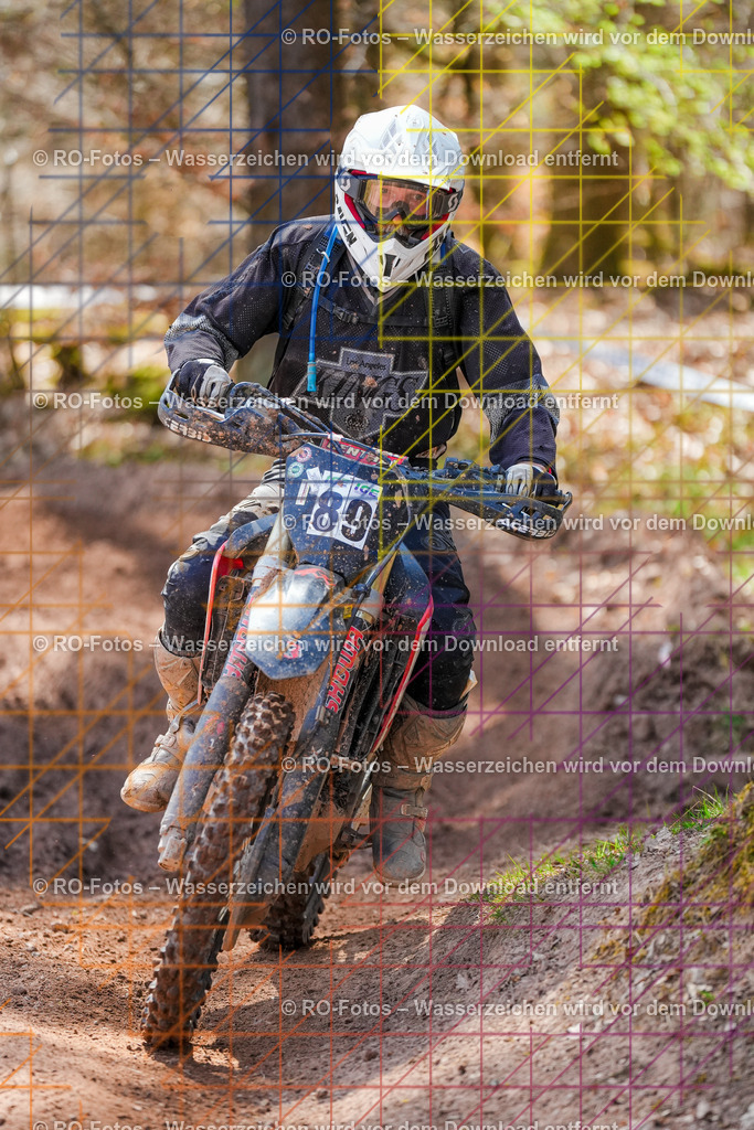 2 Lauf Mernes-1542 | Sportfotografie von RO-Fotos: Motorsport, Motocross, Enduro, Laufveranstaltungen und Triathlon. Professionelle Fotos von Sportlern und Events. - Realisiert mit Pictrs.com