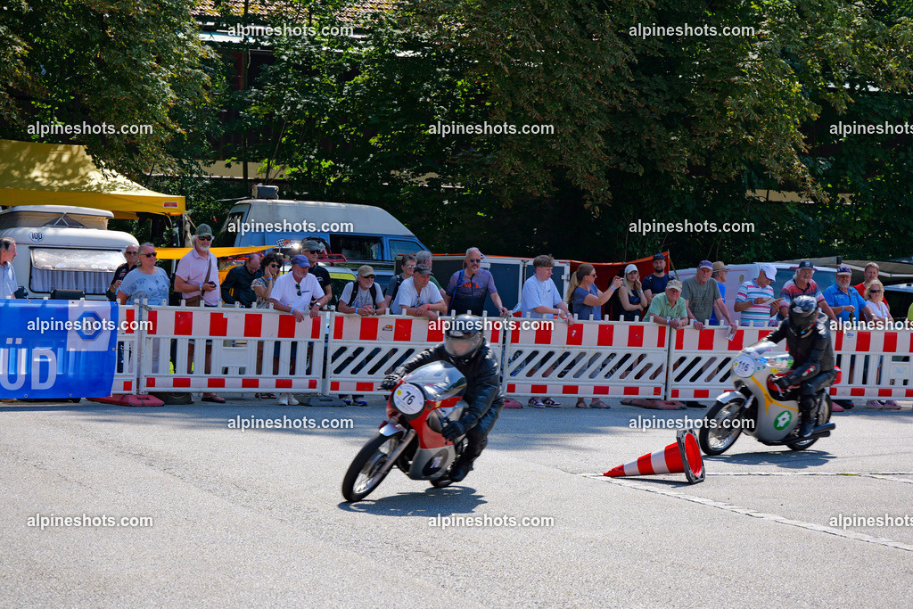 P1014815 | Erleben Sie atemberaubende, hochqualitative Fotos Ihrer Fahrt entlang der malerischen Alpenstraßen. Besuchen Sie alpineshots.com, um professionelle Aufnahmen Ihrer unvergesslichen Reise zu finden und zu kaufen - Realisiert mit Pictrs.com